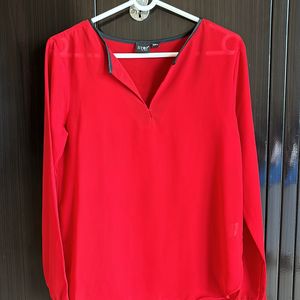 Shoppers Stop Red Top