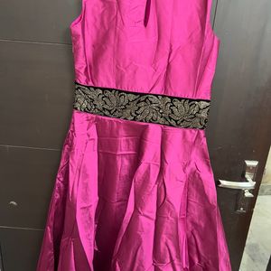 Aline Kurta With Black Net Dupatta