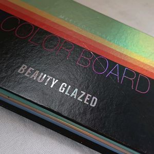 Eyeshadow Book/Pallette