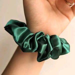 scrunchie💚