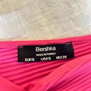 BERSHKA PINK BODYSUIT