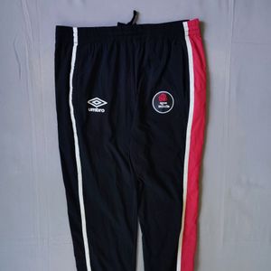 UMBRO TRACK PANT BLACK