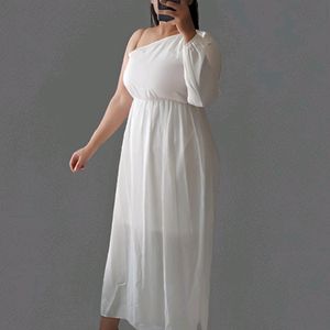 A line solid white dress