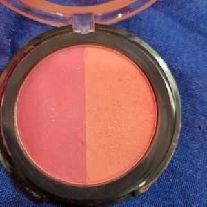 Matte Me Blush Duo Palette