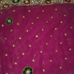 Sale✴️ Sale✴️Beautiful Shiny Saree