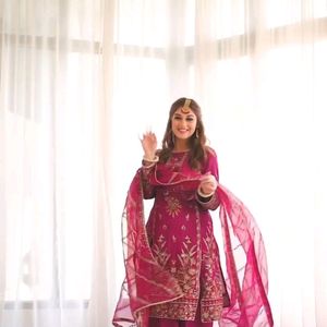 New Stayle Beautiful Pakistani Poshaq Dresses Beau