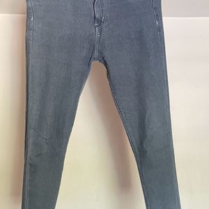 Light Grey Fitted Jeans