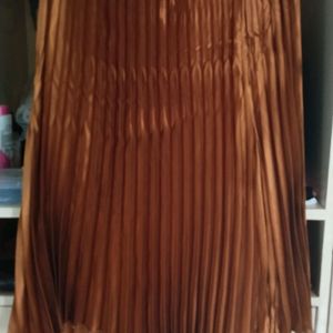 Accordanian Pleated Skirt