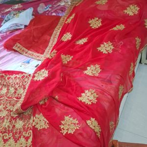 New With Tag Lehnga Cum Saree