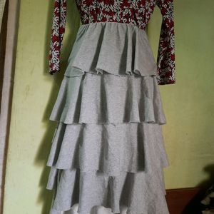 Long Flared Skirt In Grey Colour