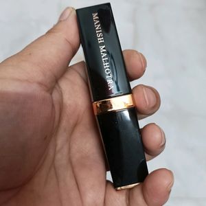 MANISH MALHOTRA MATTE LIQUID LIPSTICK