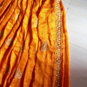 Lehenga with unstitched Choli