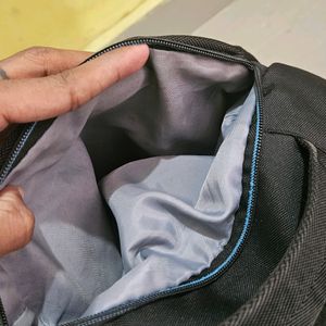 Dell Office Bag With Cushion In The Back