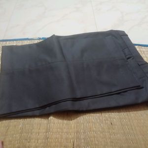 2 Men's Pants Combo - ₹30 Delivery Discount