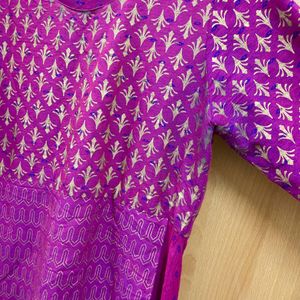 Rangriti M Women Magenta Kurta