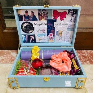 Trunk Boxes Hampers