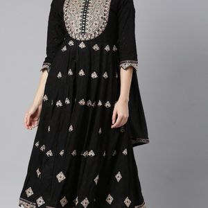 Neerus Embroidery Black Anarkali Kurta Set Size XL