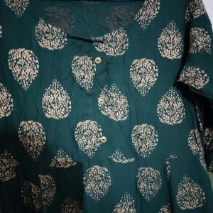 Green Golden Printed Kurtha