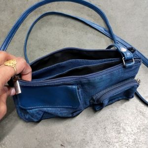 Original Baggit Blue Slingbag