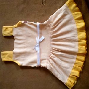 Beautiful Yellow Sleeveless Frock