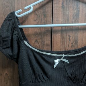 Black Urbanic Crop Top