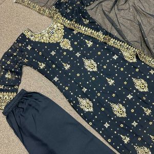 New Standard Beautiful Pakistani Poshaq Dresses Be