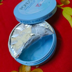 Ponds Super Light Gel Hydrated Moisturizer