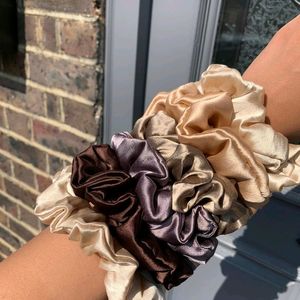 7 Scrunchies Combo Pack