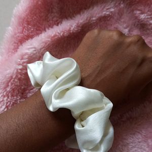 White Scrunchie