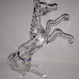 Glass Idol