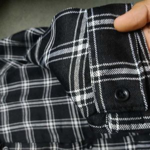 Black And White Checked Full Sleeves Shirt