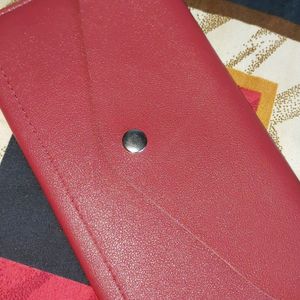 Maroon Wallet