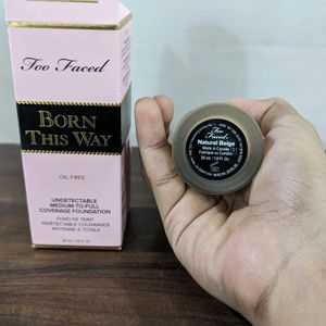 Too Faced Born This Way Foundation 🎉💕