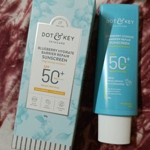 Dot & Key Blueberry HydrateBarrierRepair sunscreen