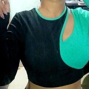 Urbanic Crop Top