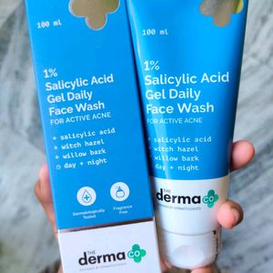 The DermaCo Salicylic Acid Gel Face Wash