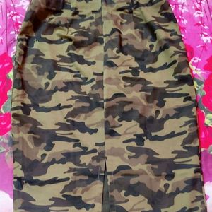 SASSAFRAS Camouflage Army Print Pencil Skirt