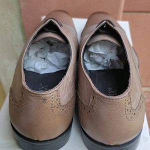 Size 10 Sheep Leather Shoe