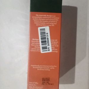 Biotique Honey Water Brightening Toner