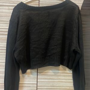 H&M Black Cropped Sweater