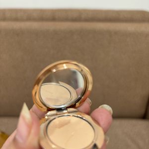 Charlotte Tilbury Flawless Finish Compact