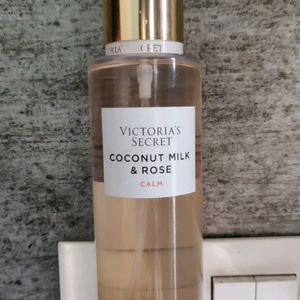 Victoria Secret Coconut Milk And Rose Body Mist