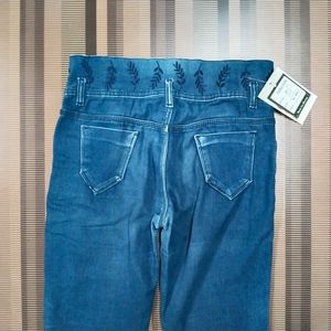 U-71 Size 30 (Sale) Latest Ladies high waist Jeans