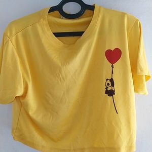 2 Women Crop T-shirt Size L