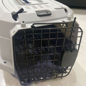 AmazonBasics Two Door Top Load Pet Carrier Crate