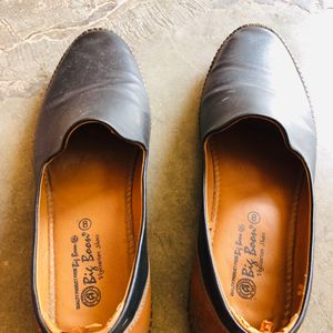 Black & Brown Belly Shoes For Men