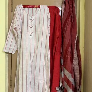 Kurta Set With Dupatta