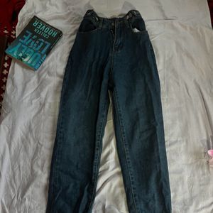 Urbanic Blue Baggy Jeans