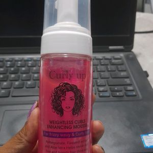 Foaming Spray Easy Apply For Frizzy