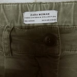 Zara Flawer Print Jeans